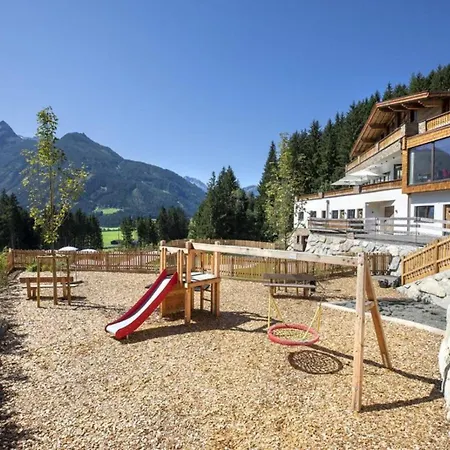 Holiday home Nationalpark Kratzenberg Neukirchen am Grossvenediger